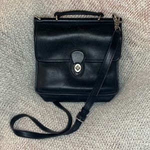 Vintage Coach purse No: M8P-9927